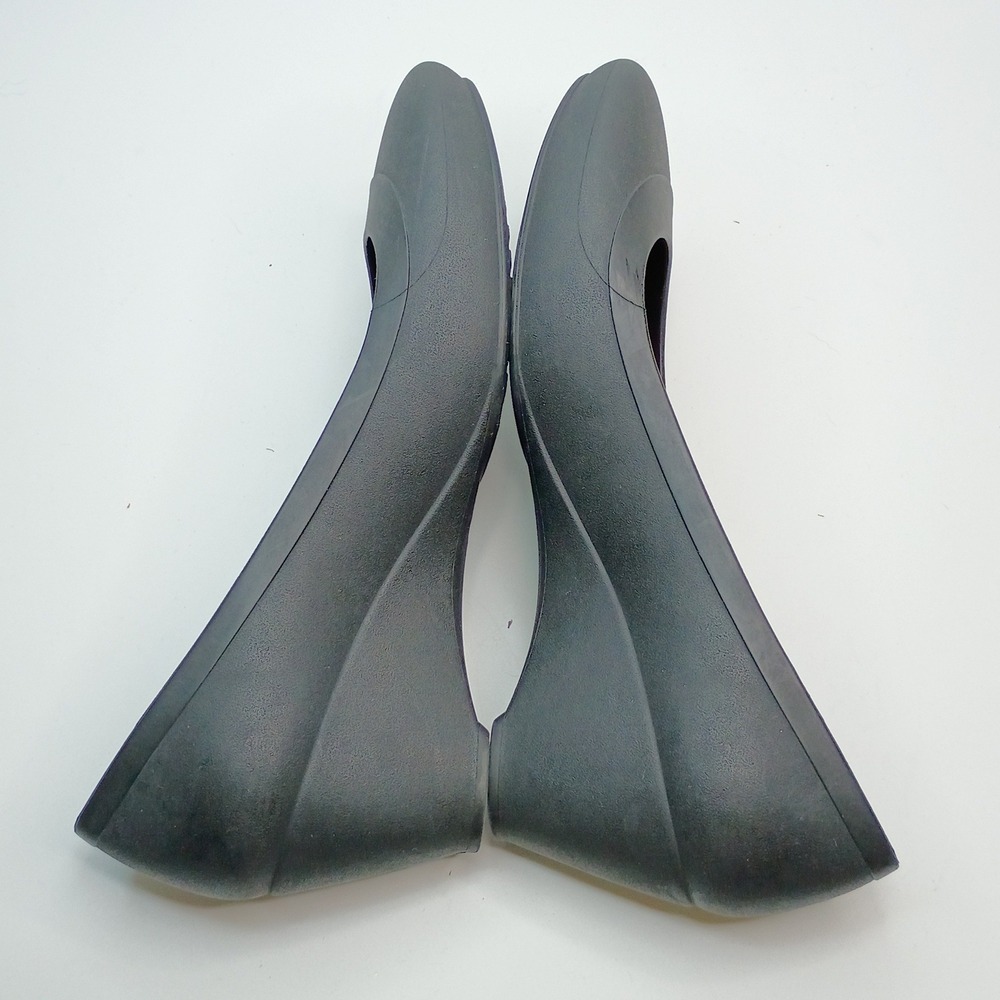 Crocs Lina Wedge Pumps Womens 10 Black Dual Comfort Round Toe Shoes J4 - Picture 6 of 9
